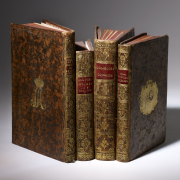 Vier Bücher mit historischen Bucheinbänden